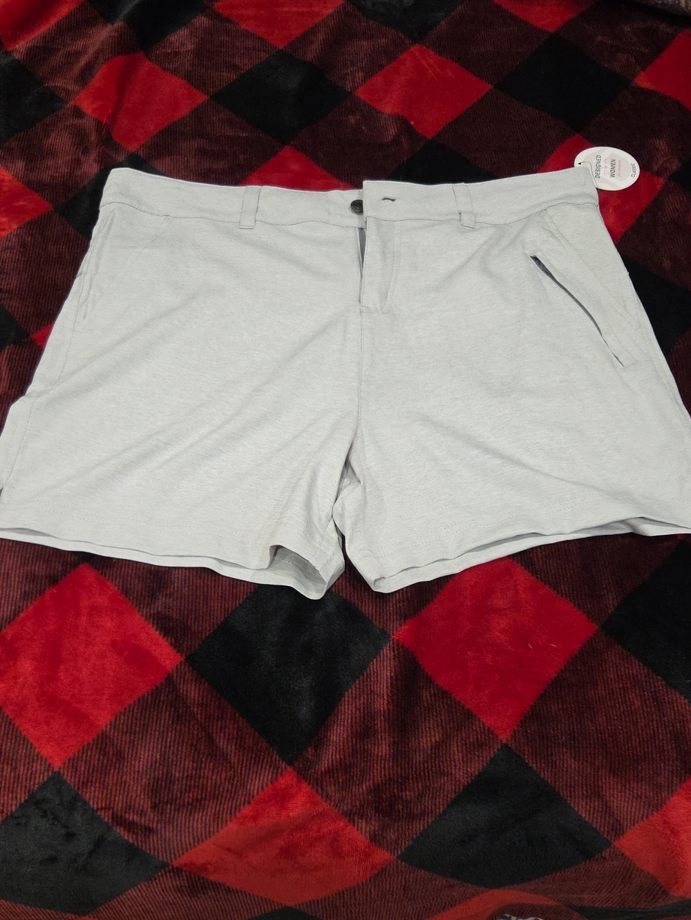 Magellan Outdoors Light Gray Womens Fish Gear Shorts